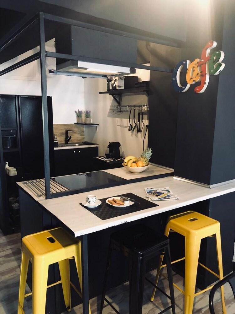 Home Plus Psirri Apartment Atina Dış mekan fotoğraf